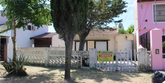 Casa 3 Ambientes  en Venta