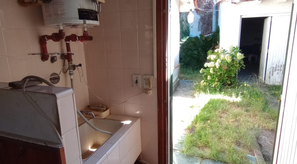 ecbc54b9-5fc2-4e32-8421-9b05fdc20b36