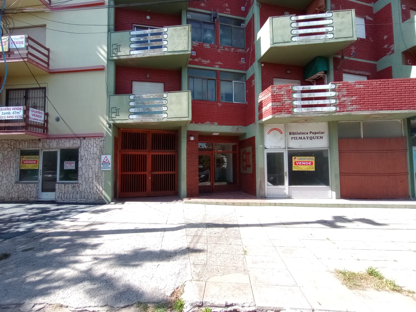 2 Locales – VENTA