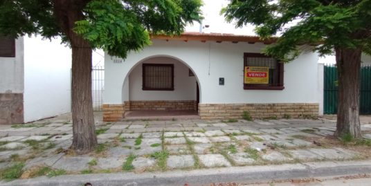 Casa 3 ambientes – VENTA