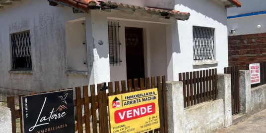 CASA 3 AMBIENTES – VENTA –