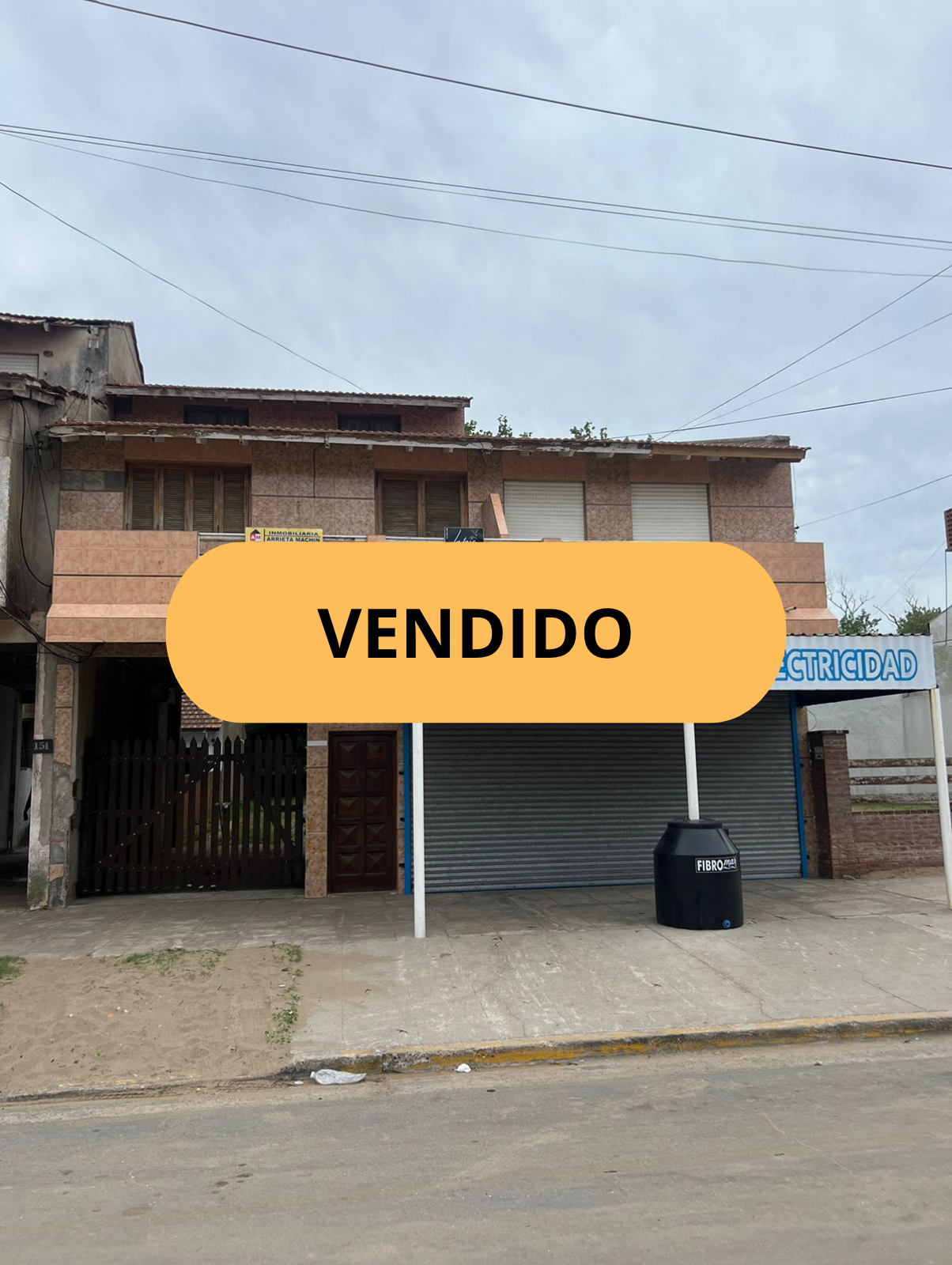DOS DEPARTAMENTOS – VENTA –