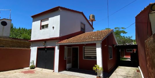 DOS CASAS EN BLOCK – VENTA –