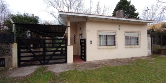 Casa 3 ambientes reciclada a nueva – VENTA