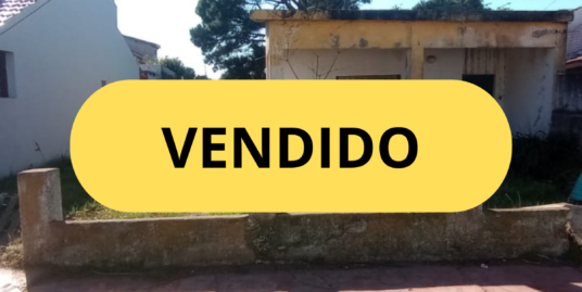 Casa 3 ambientes a reciclar – VENTA