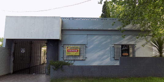 CASA 3 AMBIENTES – VENTA