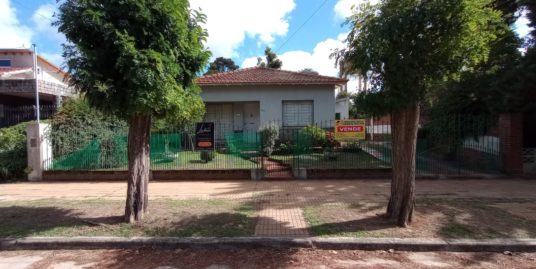 Casa 3 ambientes -VENTA