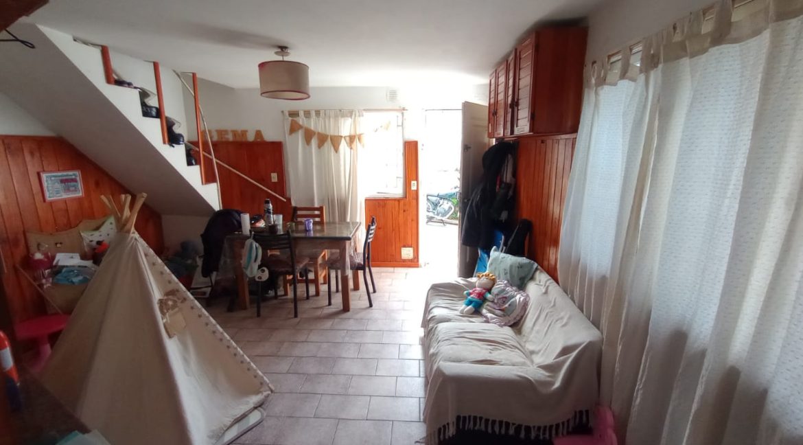 f8c692ab-5147-46d7-8dbb-0e586c8658c6