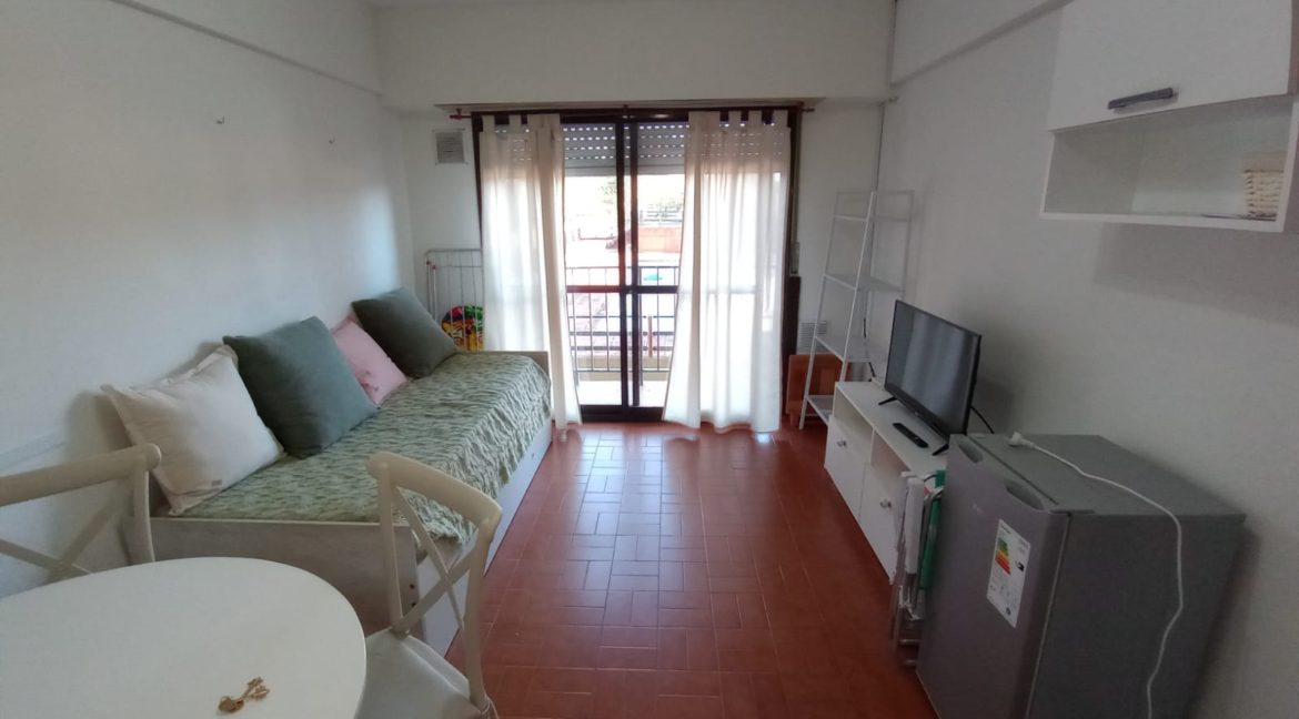 6bab2542-a8c0-4cb4-98e4-2a7547c7392d