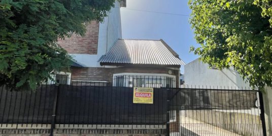 ID 1008 Casa 4 ambientes – Alquiler Temporario