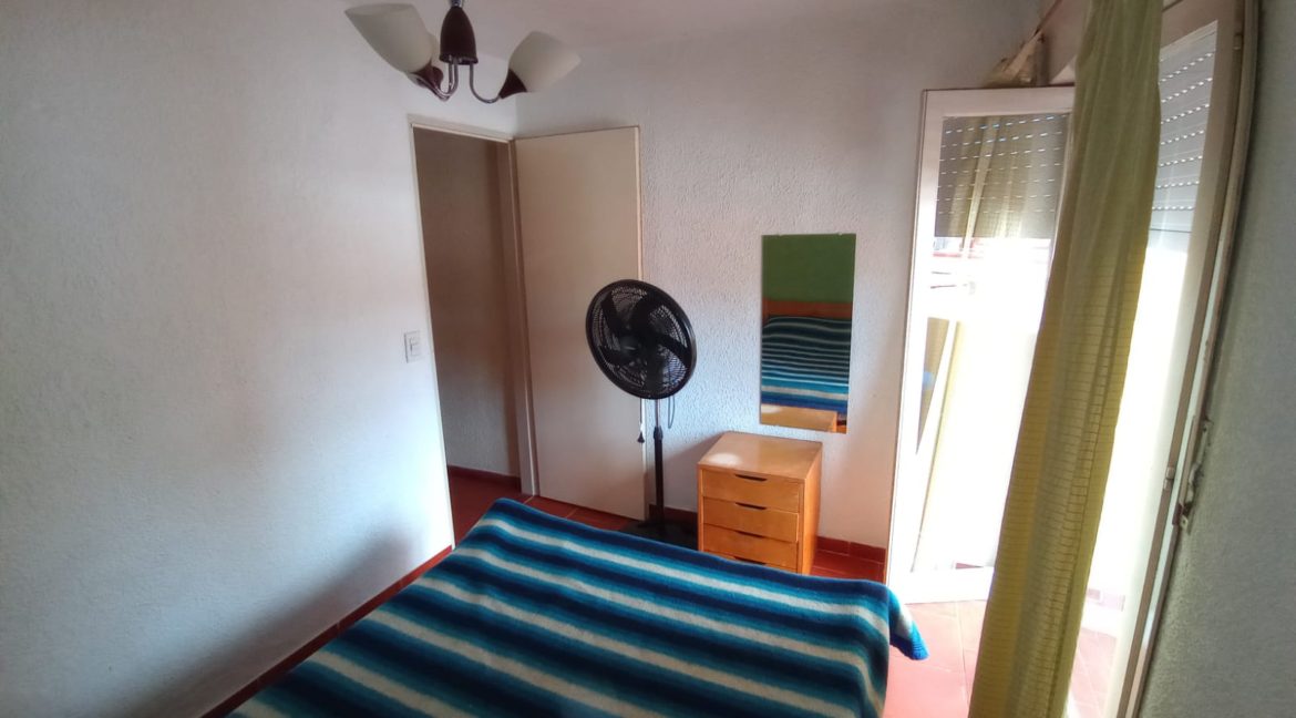 e2f6dabb-4267-4cef-bd1c-aeb35564a2fe