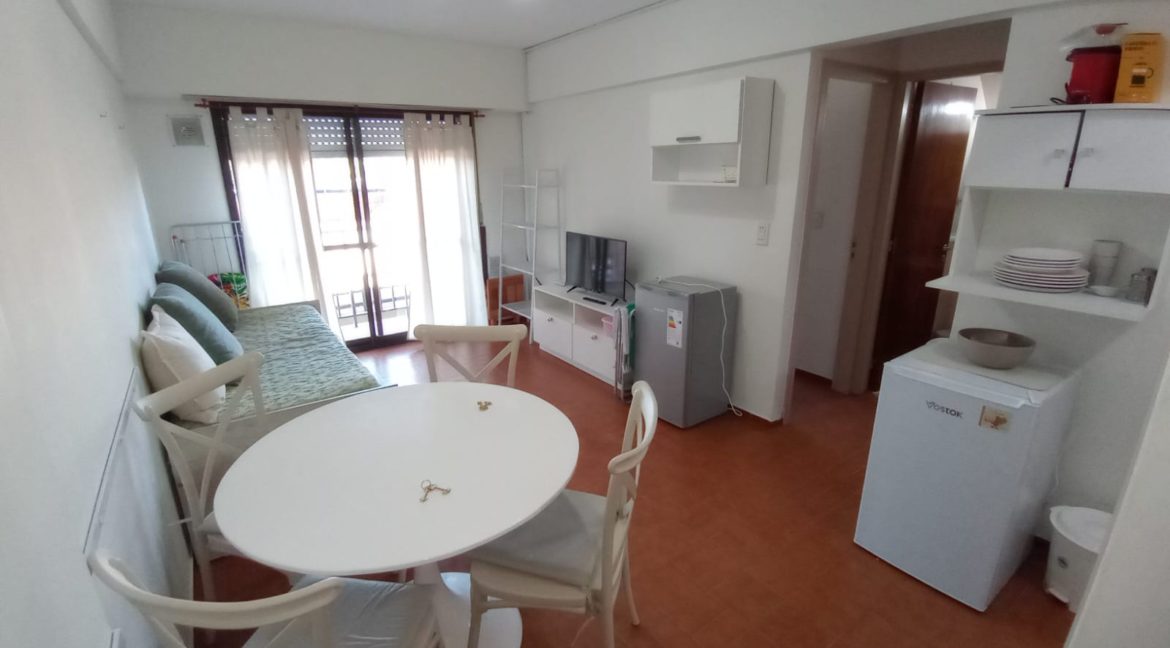 f4a6403e-eeb4-408f-b901-a4f1cdcaab7f