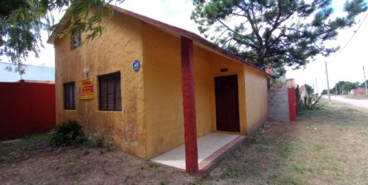 Casa 4 ambientes – VENTA