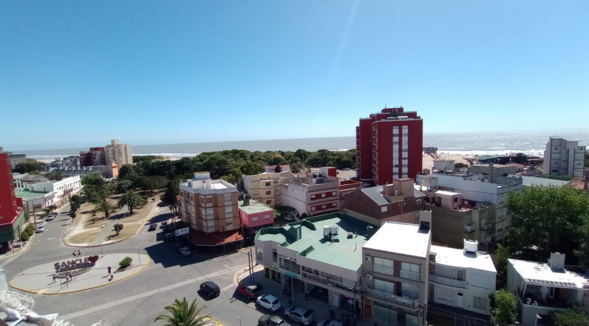 825940c5-442e-4e13-a8b3-2ab51cf7970a