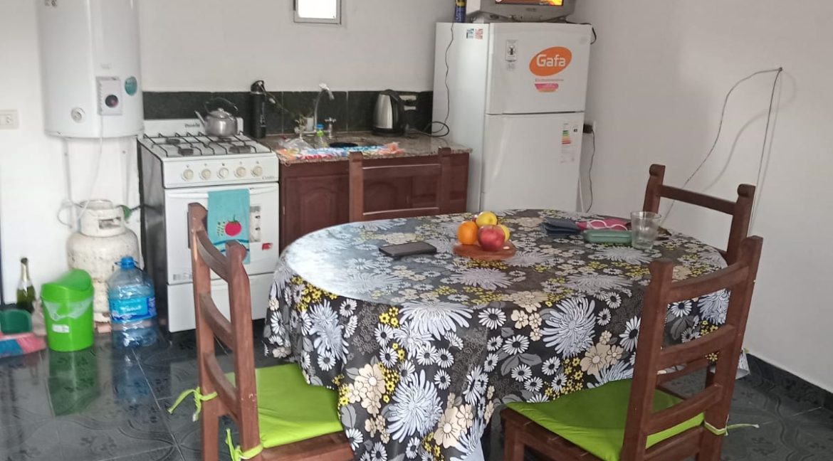 8b17c3fa-72b2-48d0-b520-c798530529ad