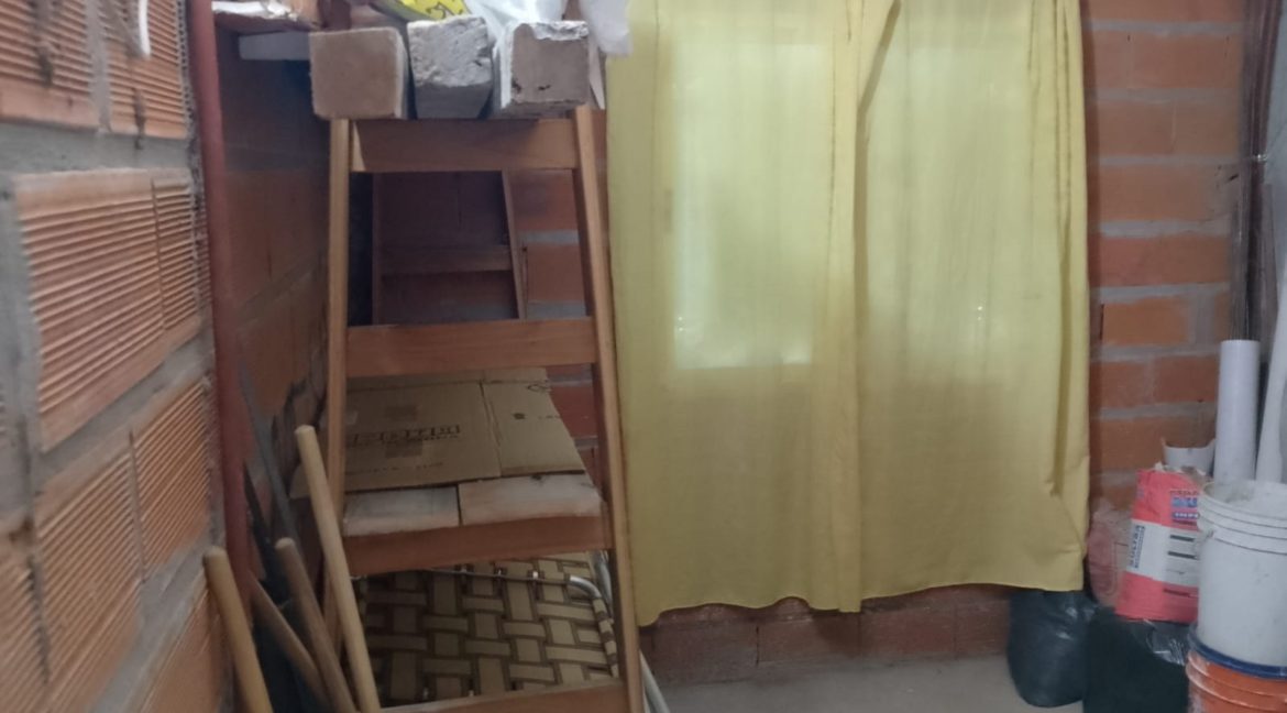 8c4926eb-ec09-4651-a1f4-1b6b9afd82ce