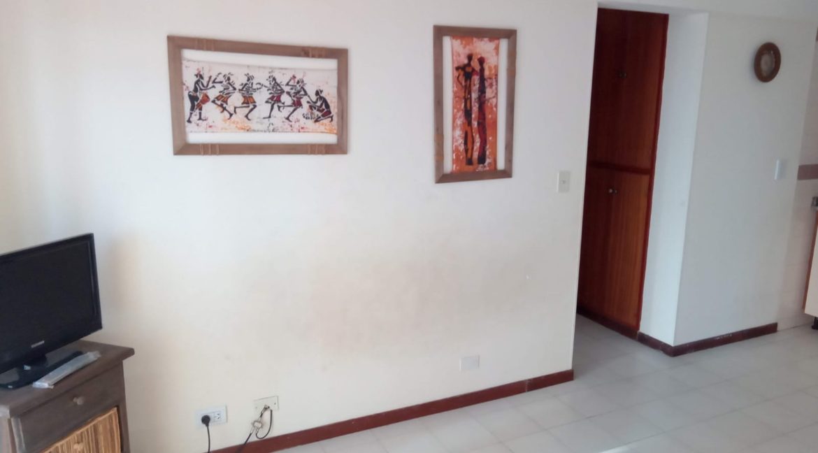 4e40bc1f-0205-44e6-bf67-ba48a2ca2606