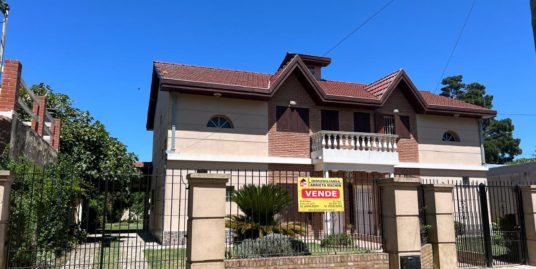 Casa 4 ambientes – VENTA