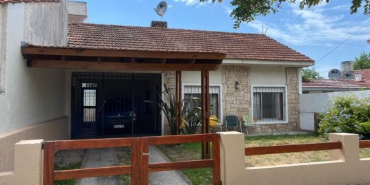 Casa 4 ambientes – VENTA