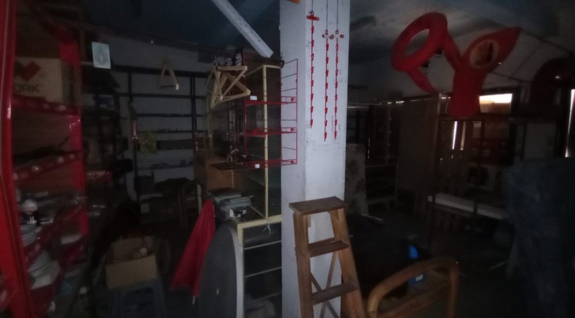 b551b16b-b7b6-4fdc-b31c-10e60b280494