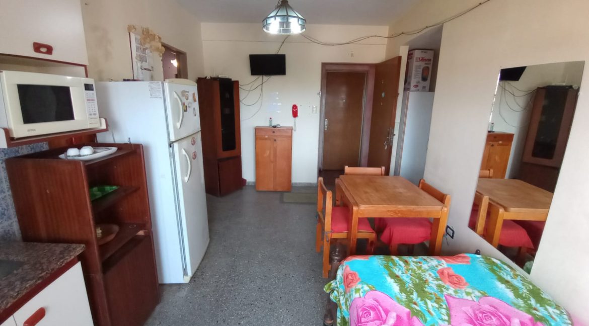 27f04e41-cfb7-4320-ac05-195a5bd1f09a