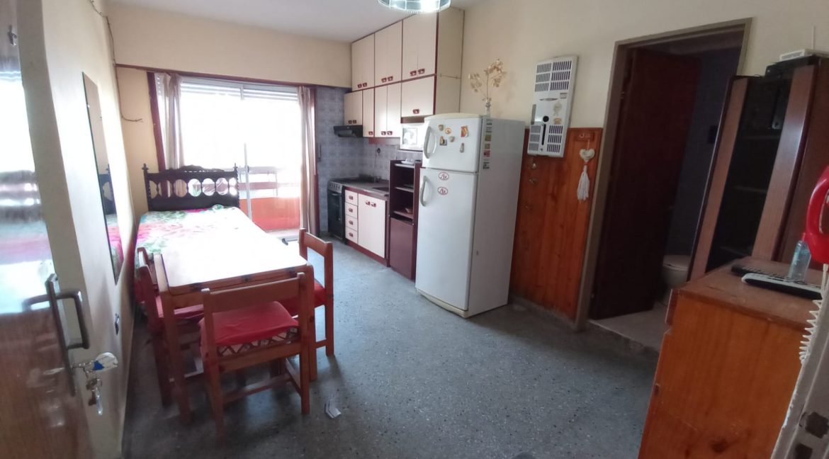 78188f42-5936-44c1-b385-b1fbb89b4081