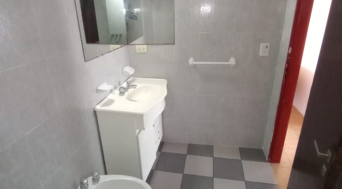 9f82aff4-1707-4b4d-9c7a-01fb2b0e3d5e