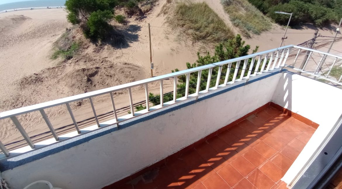 30add0f3-a724-4053-9989-fb90f9650356