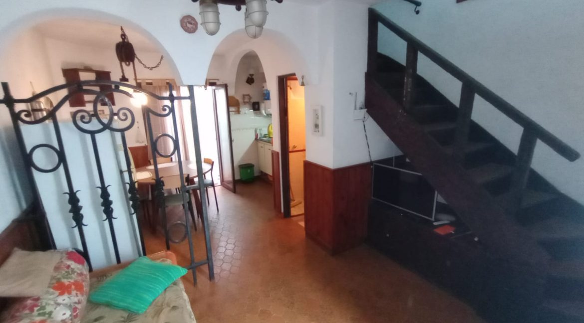 3bfdeb59-e3ce-4afe-88d4-81d85b948093