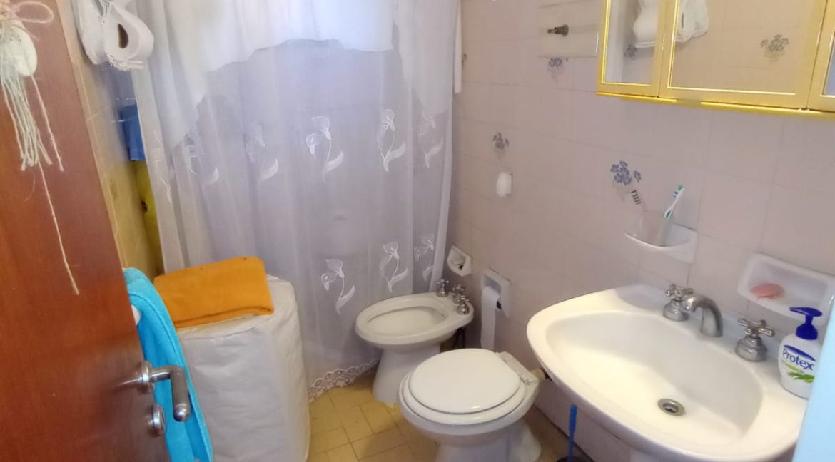 3fb4f5fb-9178-4ce5-8903-07f57f615d4a