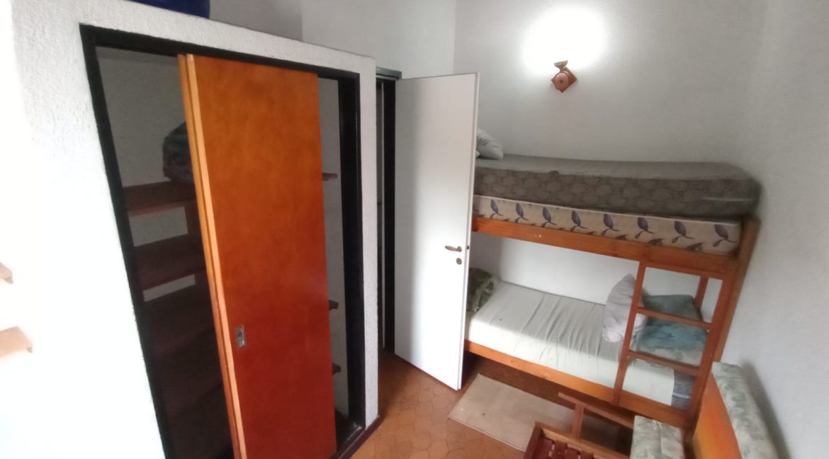 8b8fdf2f-0fe6-493f-ac03-bed7c01d29d3