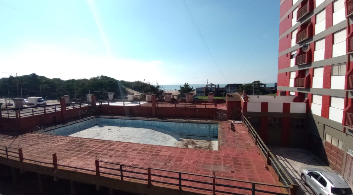 b7e3ac30-96a9-4262-81af-838f599e276d