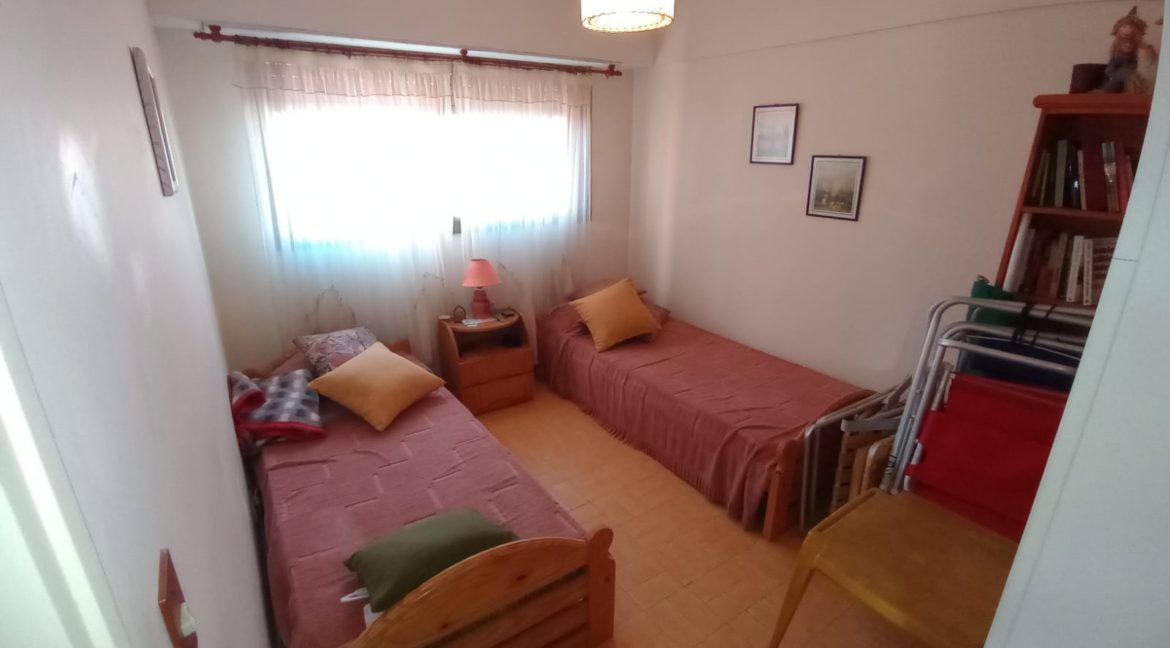 f4e12892-42f5-4470-bf9e-b6237c3154db